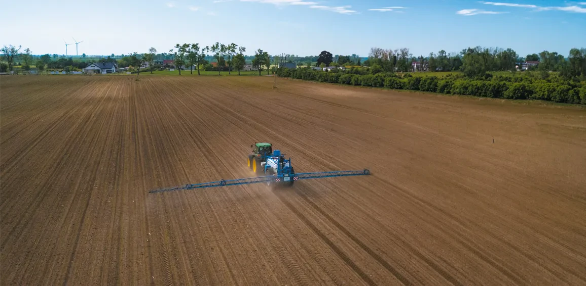 Efektywnie wiąże </br>azot atmosferyczny